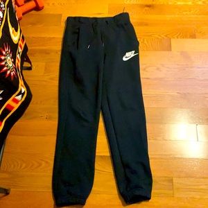 Nike sweats ❤️